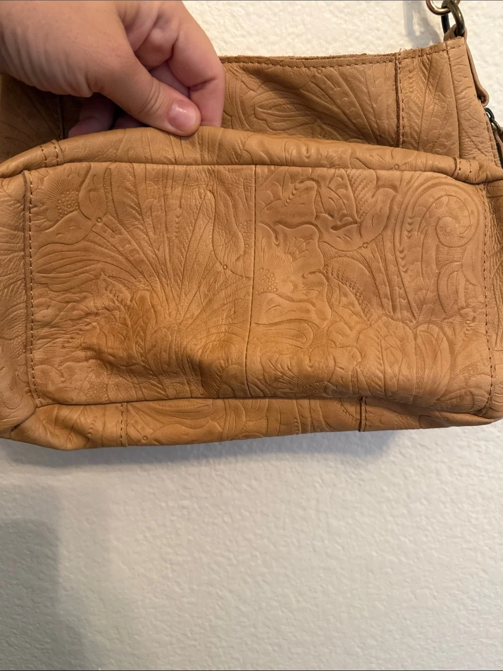 American Leather Co Austin Shoulder Bag-Tan Embossed + aftermarket strap